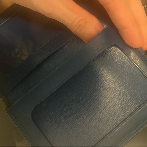 Blue Epi LV card holder - Picture 9 of 13